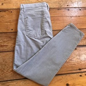 GAP True Skinny Super High Rise